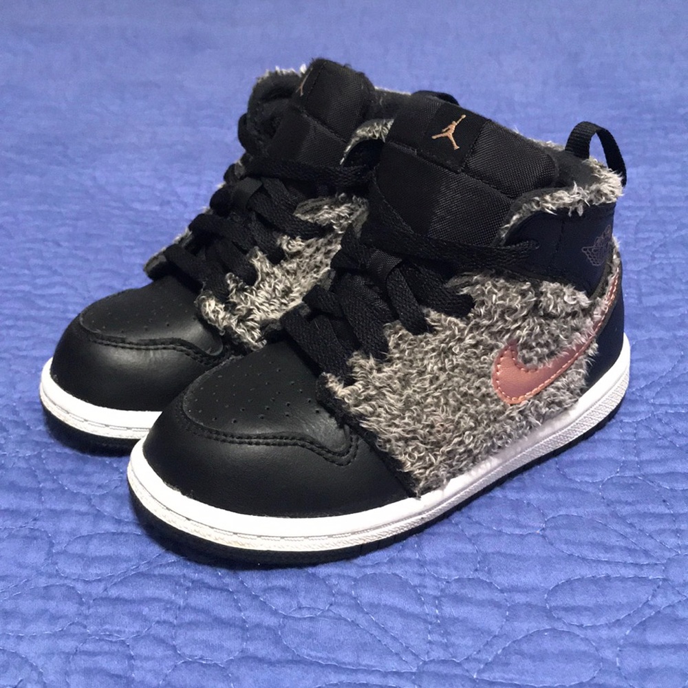 High top toddler unisex Air Jordan’s